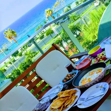 Wedat On The Moda Marine Hotel de apartamente 4*